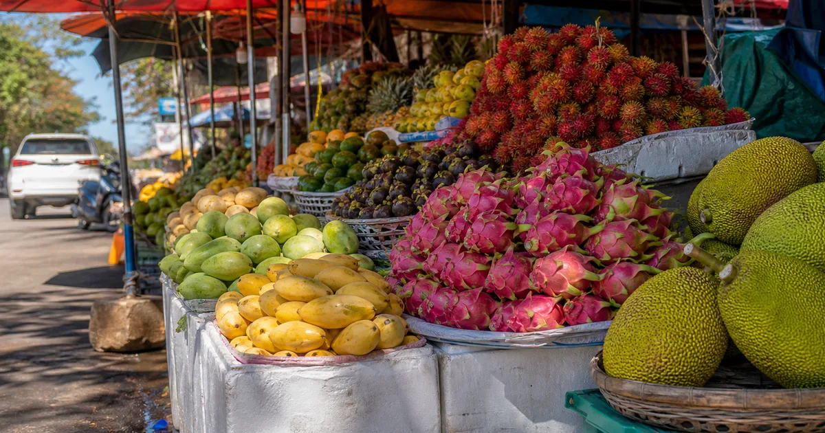 Fresh Fruit Stalls Duong Dong Phu Quoc — A Local Seasonal Guide